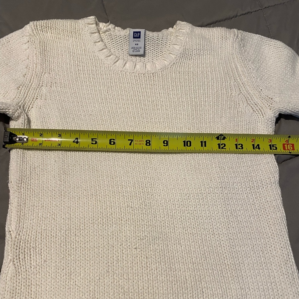 GAP Knit Sweater - Picture 4 of 5